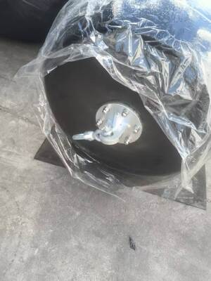 24 महीने की अवधि फोम से भरे हुए फेंडर D3.0m X L5.0m विक्षेपण 60 प्रतिशत टिकाऊ समुद्री डॉक सुरक्षा समाधान