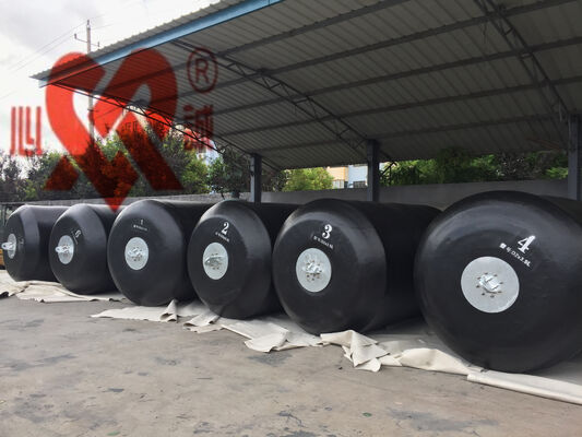 24 महीने की अवधि फोम से भरे हुए फेंडर D3.0m X L5.0m विक्षेपण 60 प्रतिशत टिकाऊ समुद्री डॉक सुरक्षा समाधान