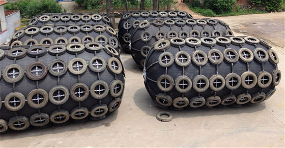 3.3x6.5 मीटर न्यूमेटिक मरीन फेंडर हाई प्रेशर नेचुरल रबर